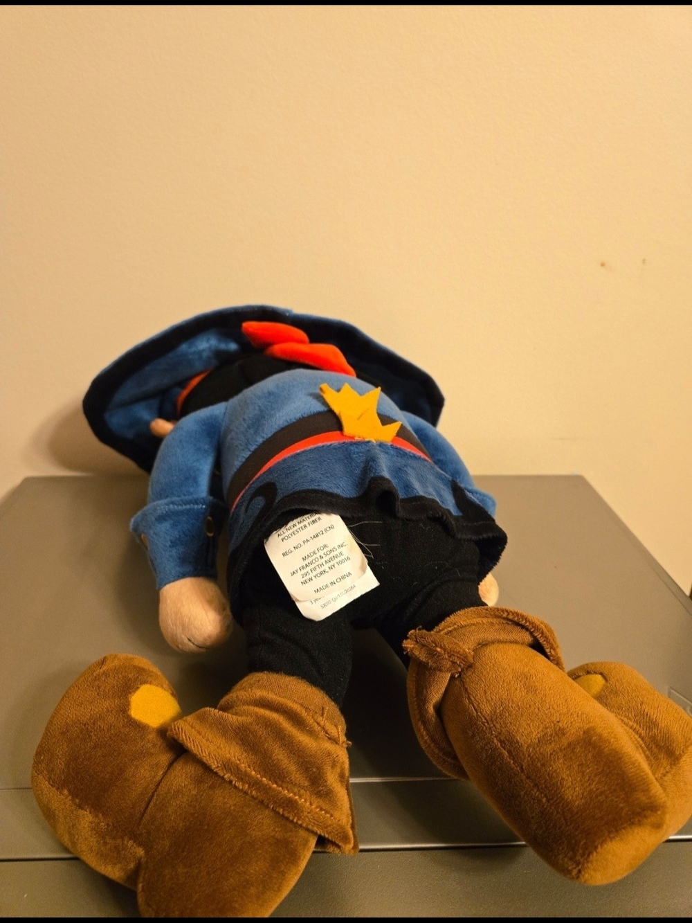 Jake and the Neverland Pirates 18" Plush Toy - Picture 5 of 5